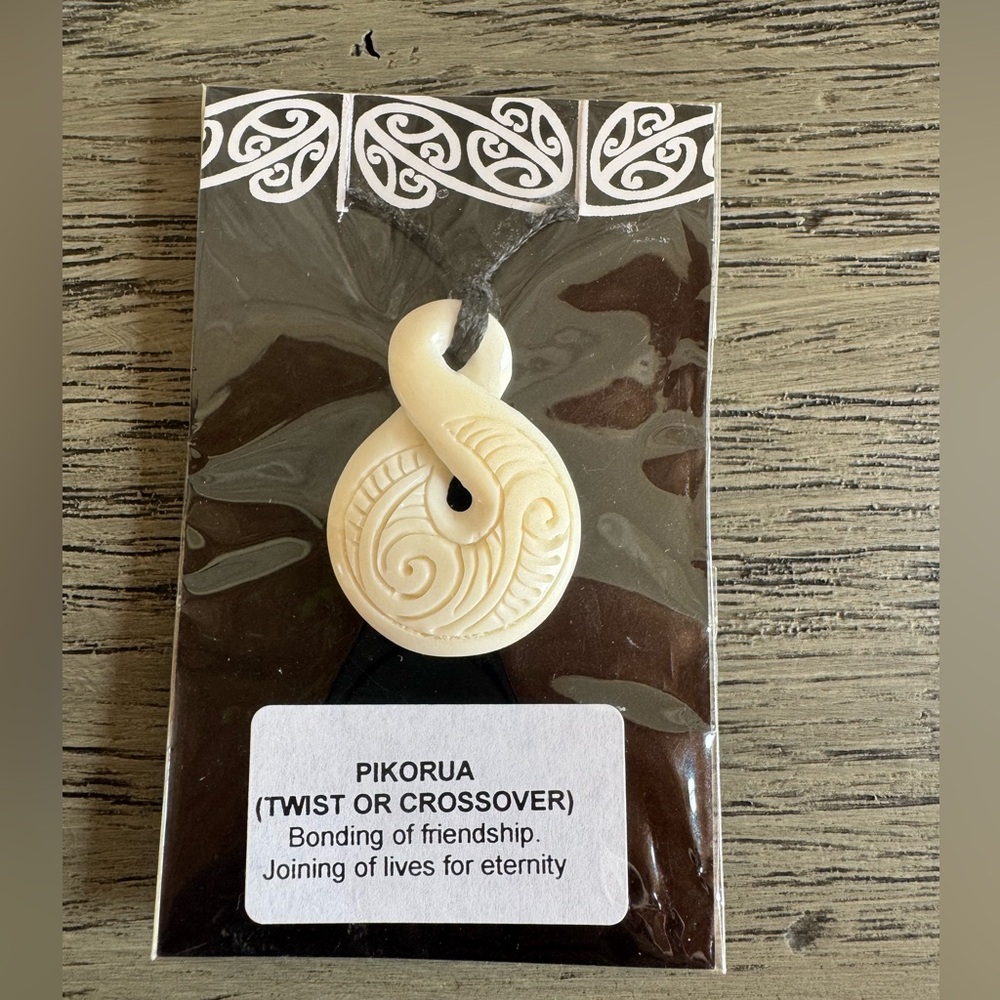New Pikorua Twist Pendant Necklace - Cream Maori Twist Design